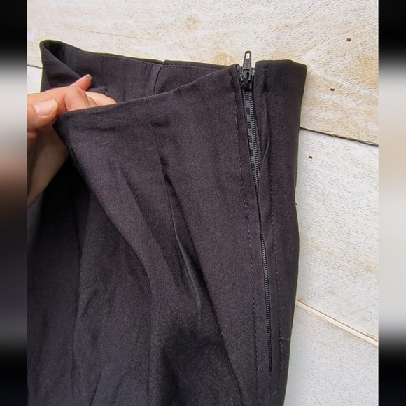 Juniors Charlotte Russe Ruffle Pencil Stretch Skirt Black Size Small - Picture 4 of 5